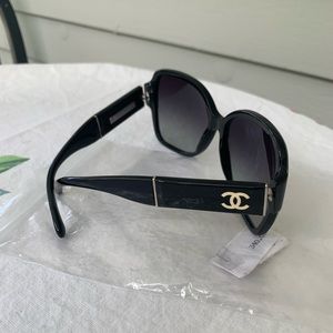 Authentic Chanel Black Sunglasses Ret $340